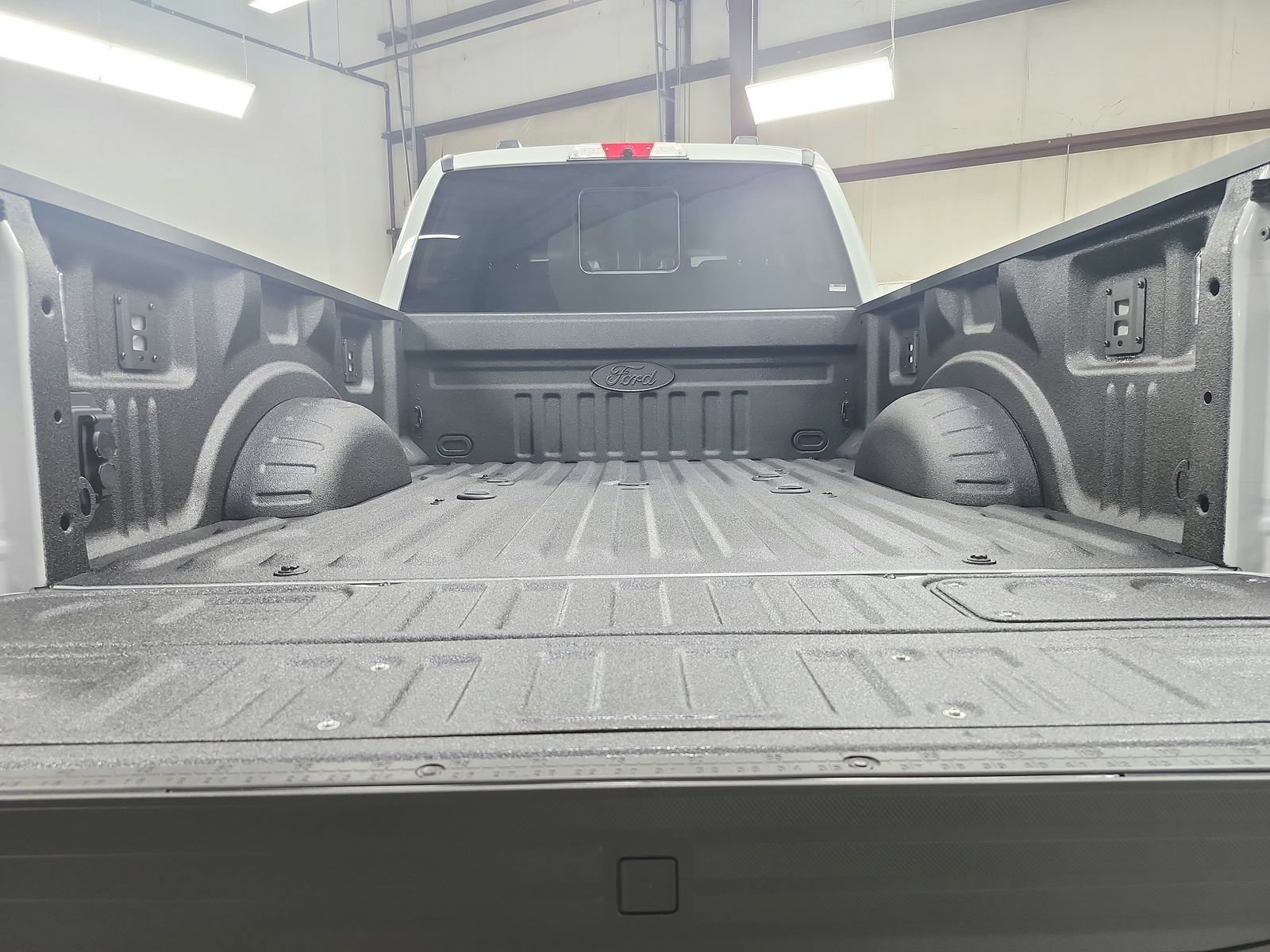 New 2026 Ford F250 Lariat w/ Tremor Off-Road Package AWD/4WD image 99