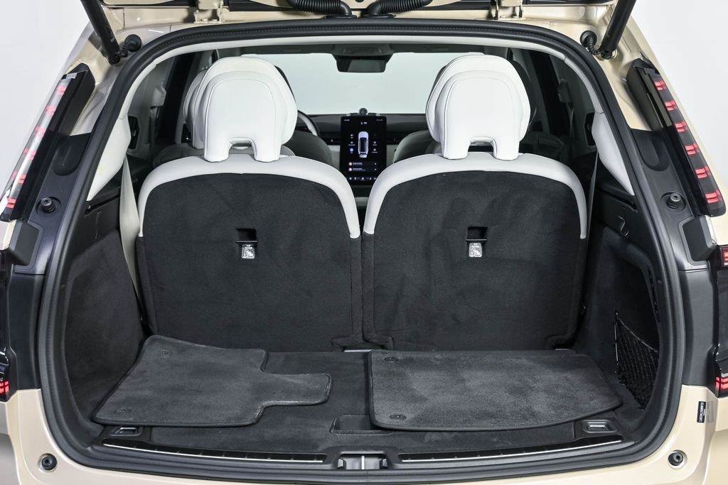 Certified 2025 Volvo EX90 Ultra AWD/4WD image 31
