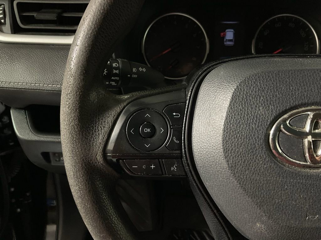 Used 2021 Toyota RAV4 XLE image 24