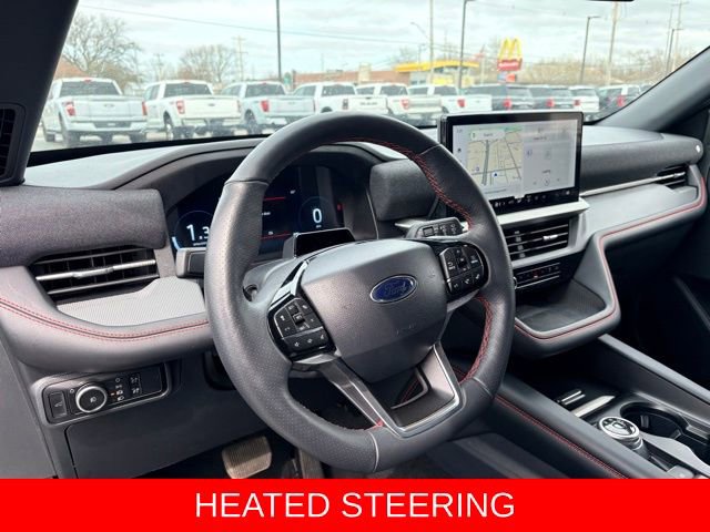 Used 2025 Ford Explorer ST-Line image 3