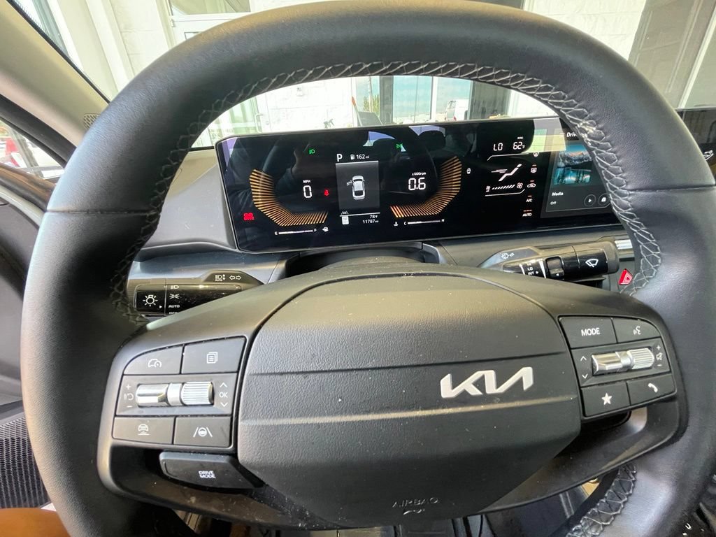 Certified 2026 Kia K4 EX FWD image 12