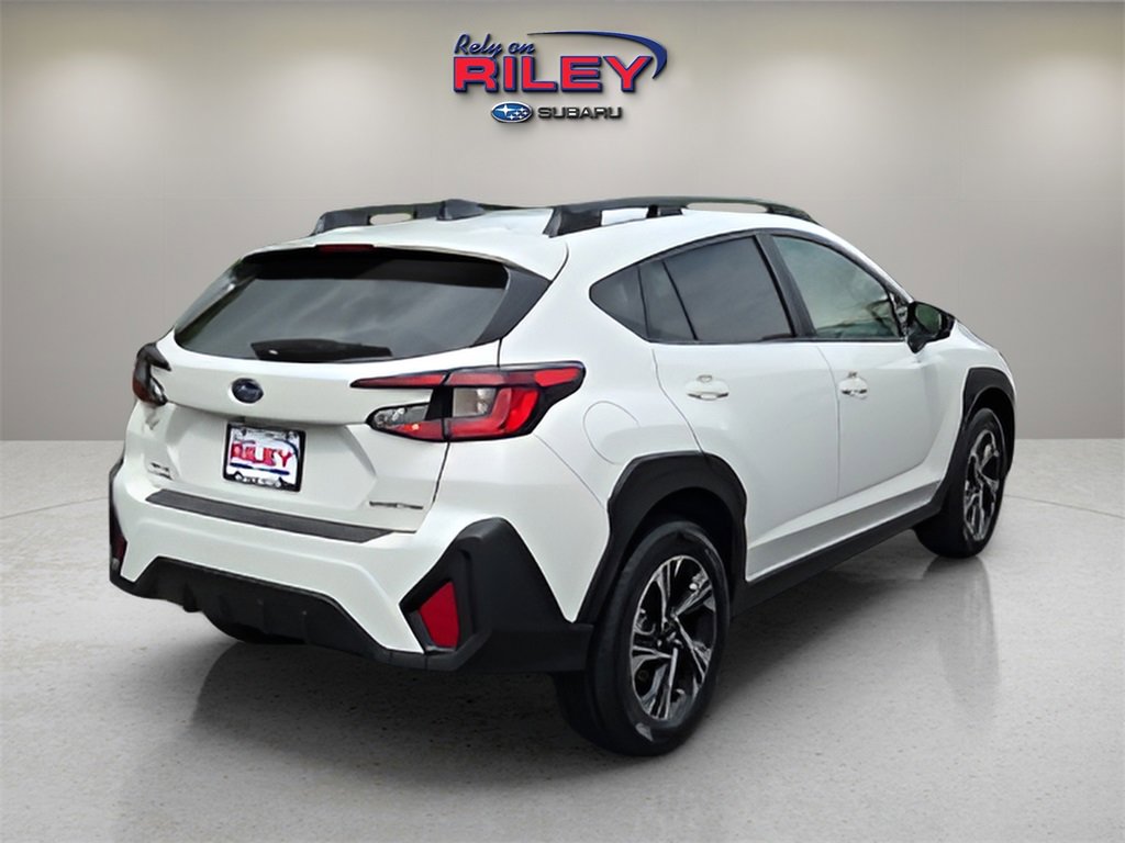 Used 2024 Subaru Crosstrek 2.0i Premium image 5