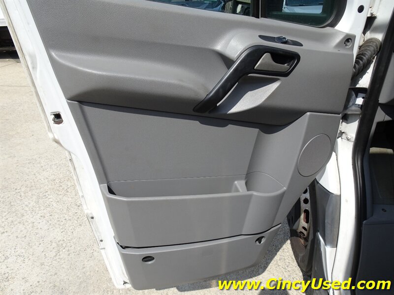 Used 2007 Dodge Sprinter 3500 RWD image 22