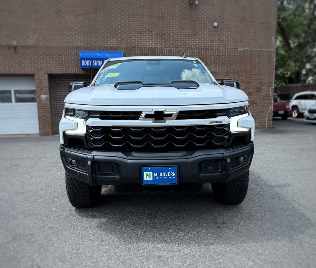 Used 2024 Chevrolet Silverado 1500 ZR2 w/ ZR2 Bison Edition AWD/4WD image 2
