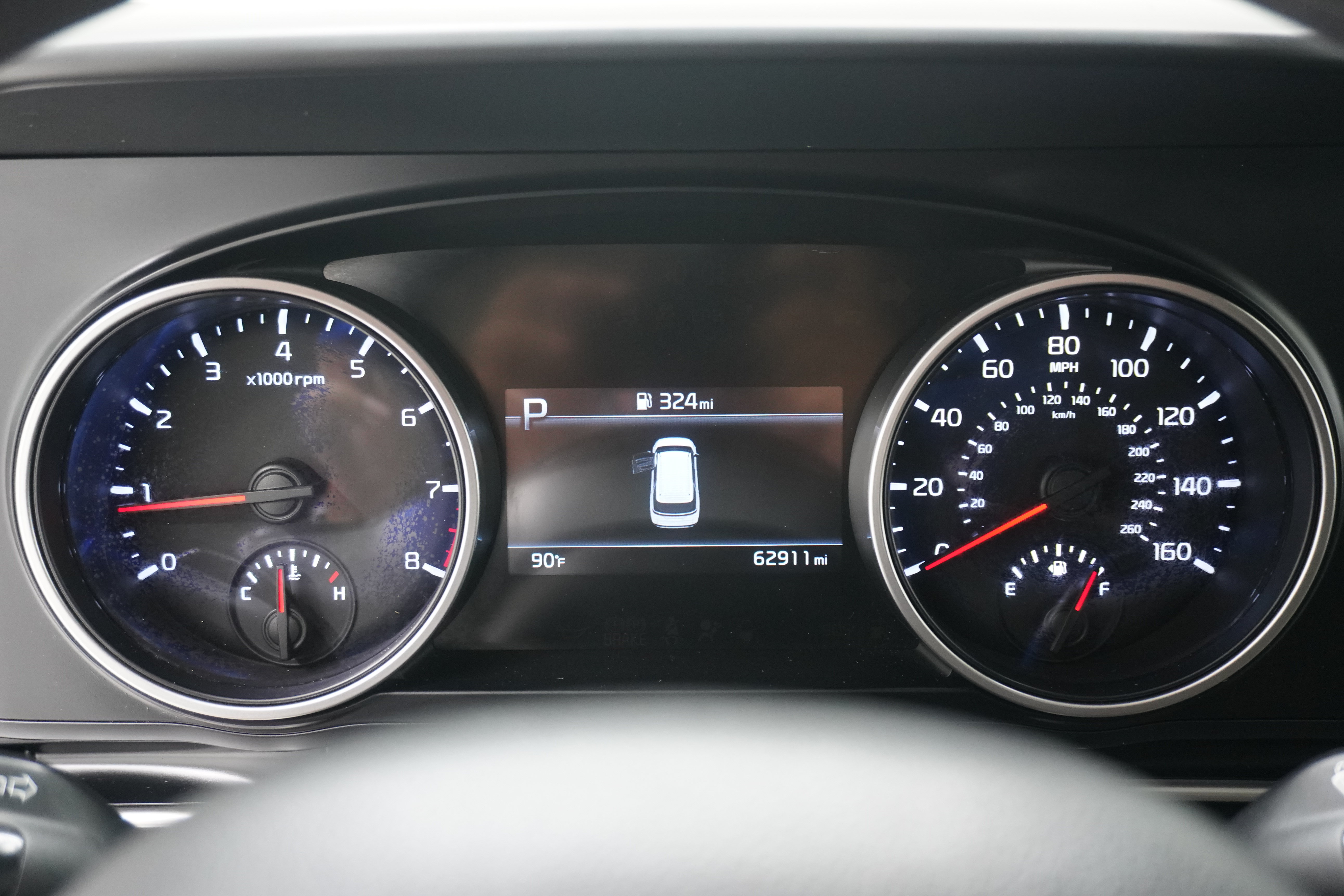 Used 2022 Kia Carnival LX FWD image 18