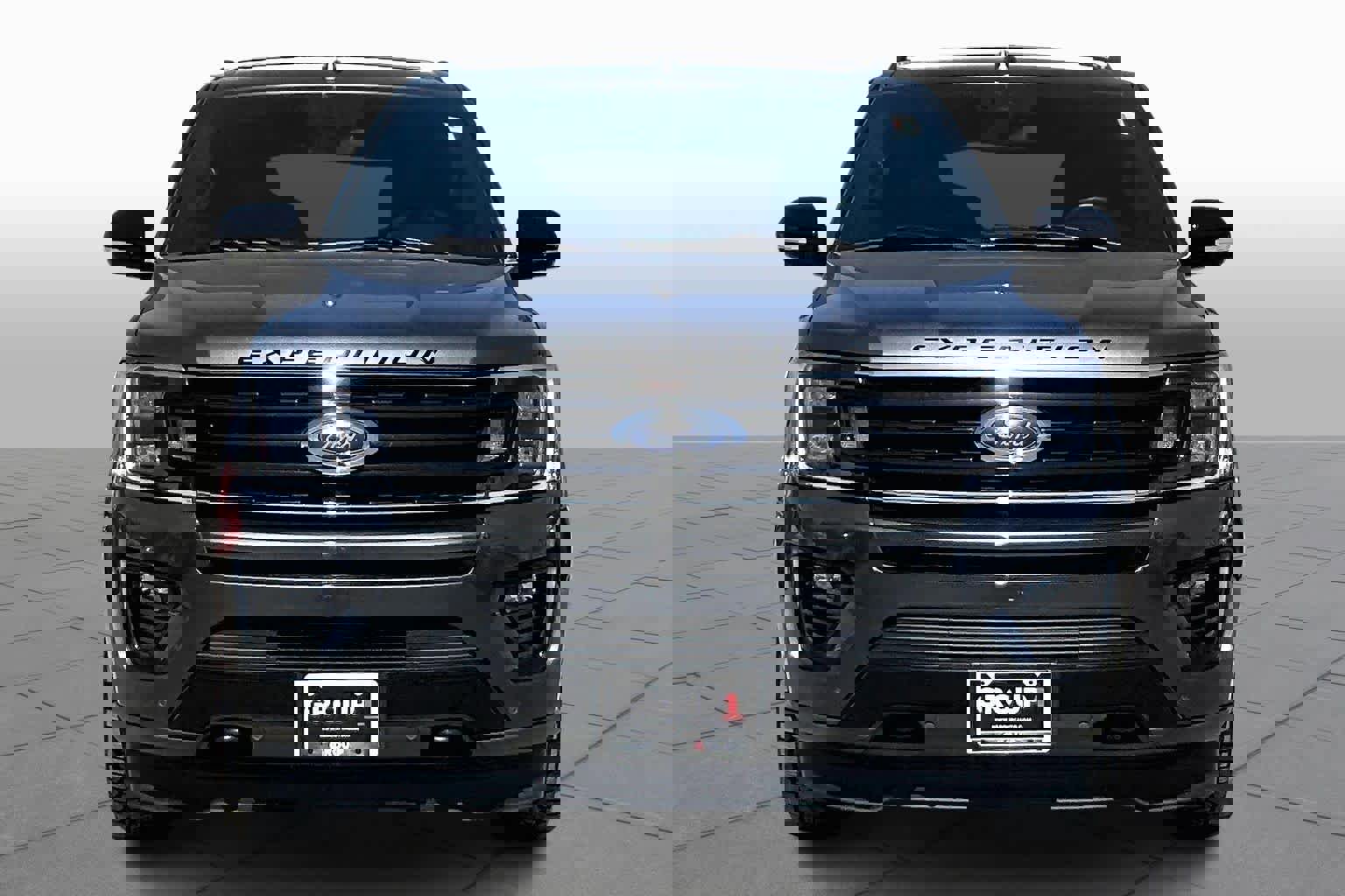 Used 2021 Ford Expedition Limited image 4