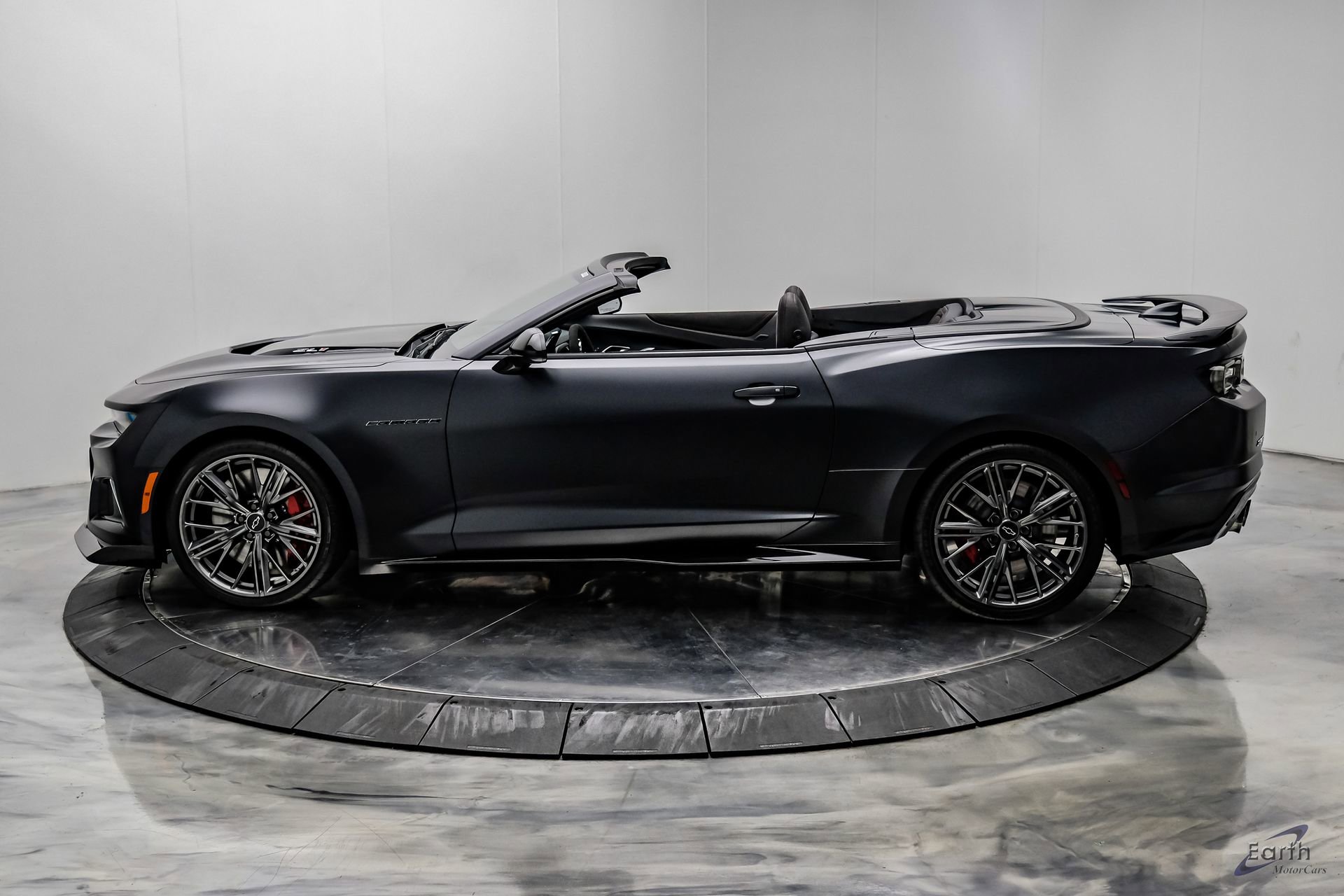 Used 2024 Chevrolet Camaro ZL1 image 8