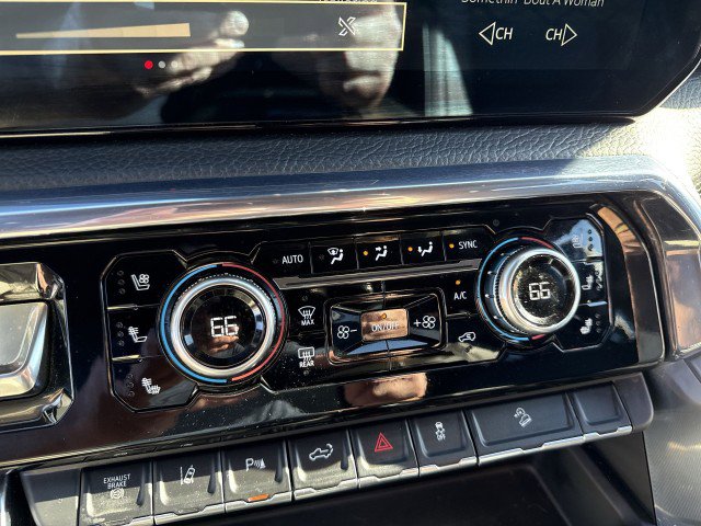 Certified 2024 GMC Sierra 2500 Denali w/ Denali Reserve Package image 17