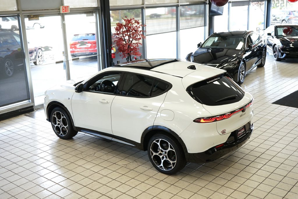 Used 2024 Alfa Romeo Tonale Ti w/ Active Assist Package AWD/4WD image 60