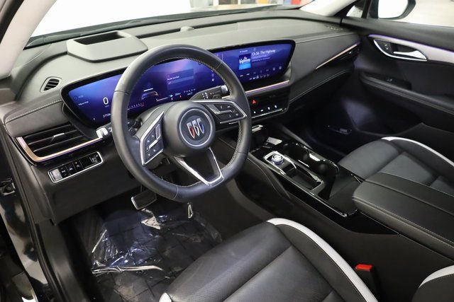 Used 2024 Buick Envision Sport Touring image 12