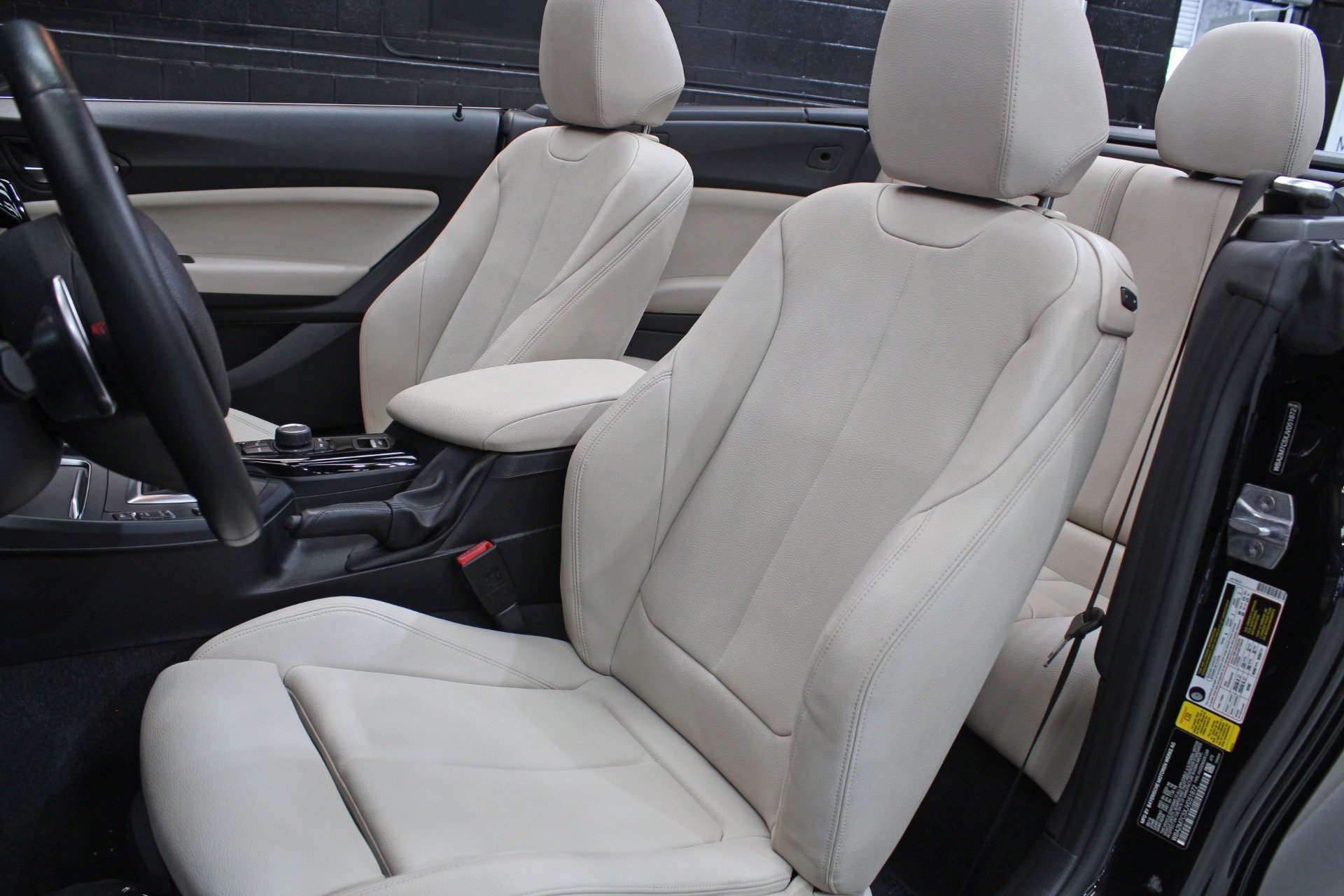Used 2018 BMW 230i Convertible RWD image 37