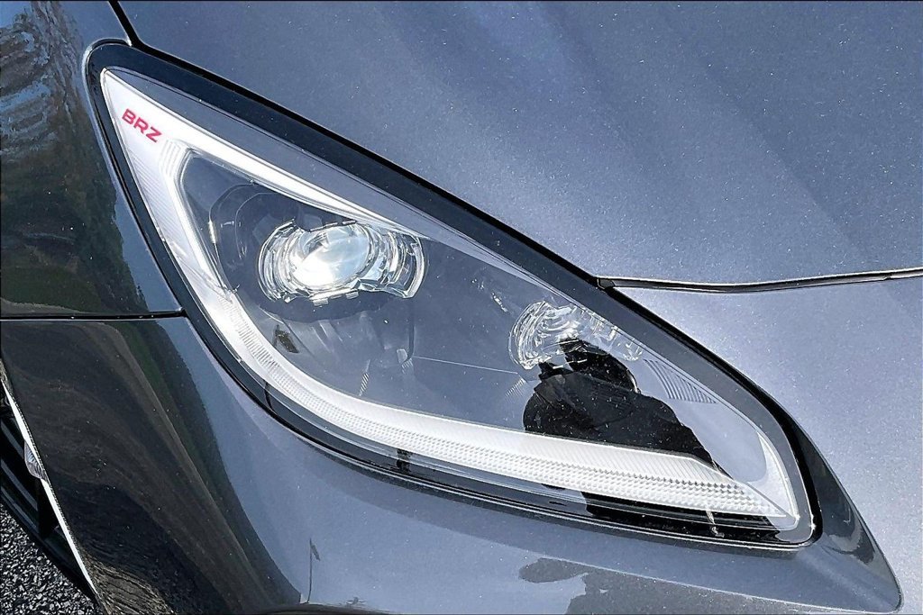 Certified 2025 Subaru BRZ tS RWD image 33