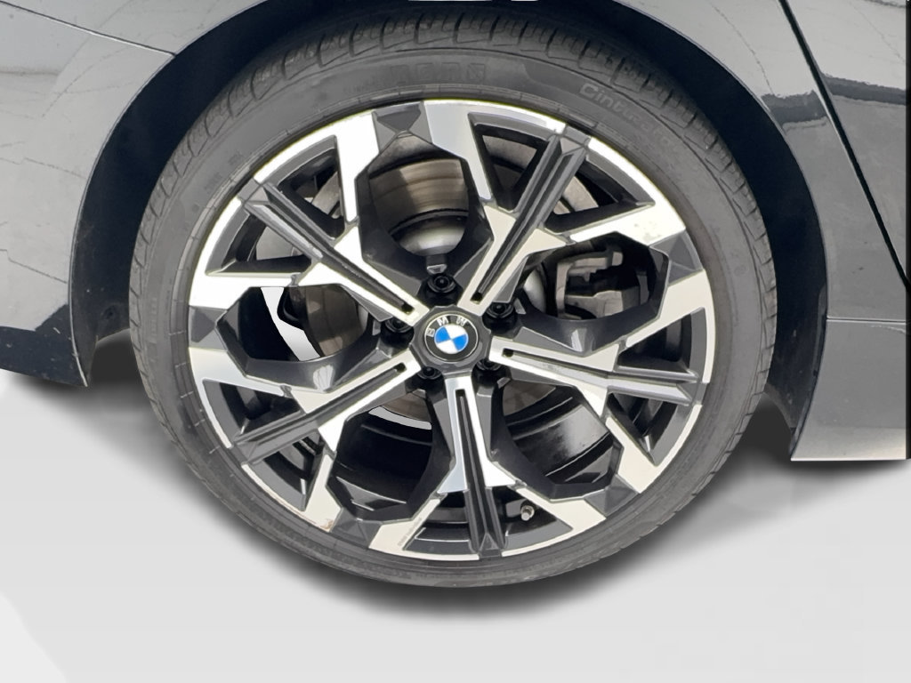 Used 2026 BMW 330i Sedan w/ Premium Package RWD image 18