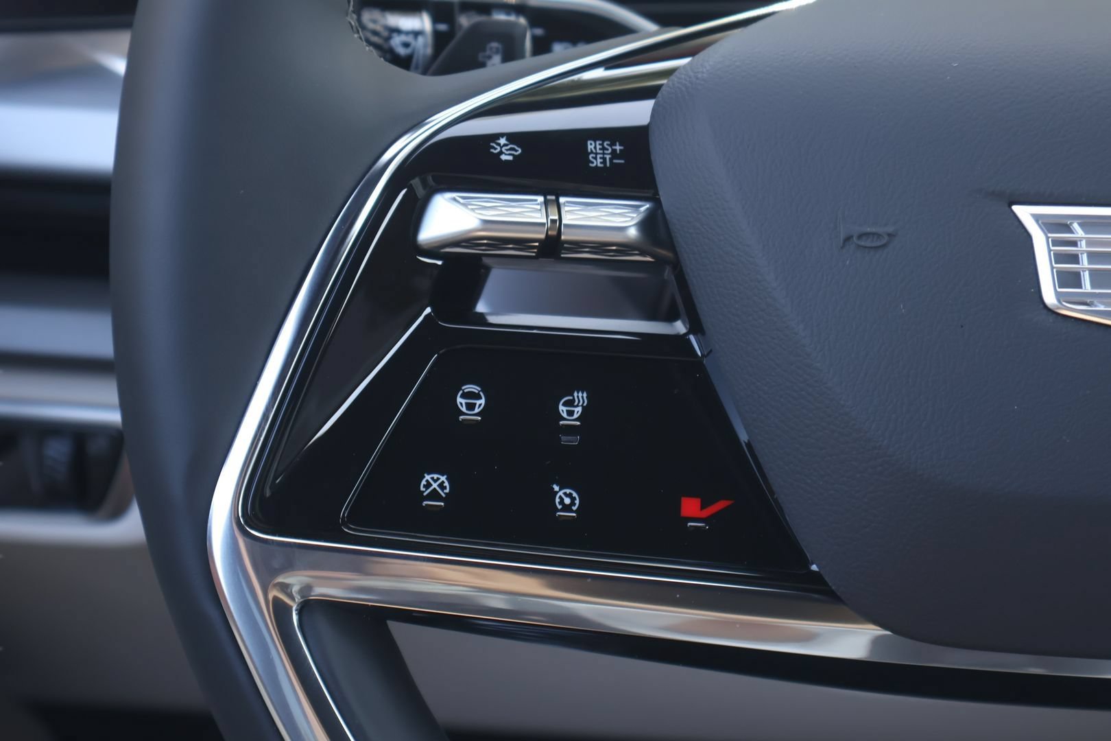 New 2026 Cadillac Vistiq Luxury AWD/4WD image 20