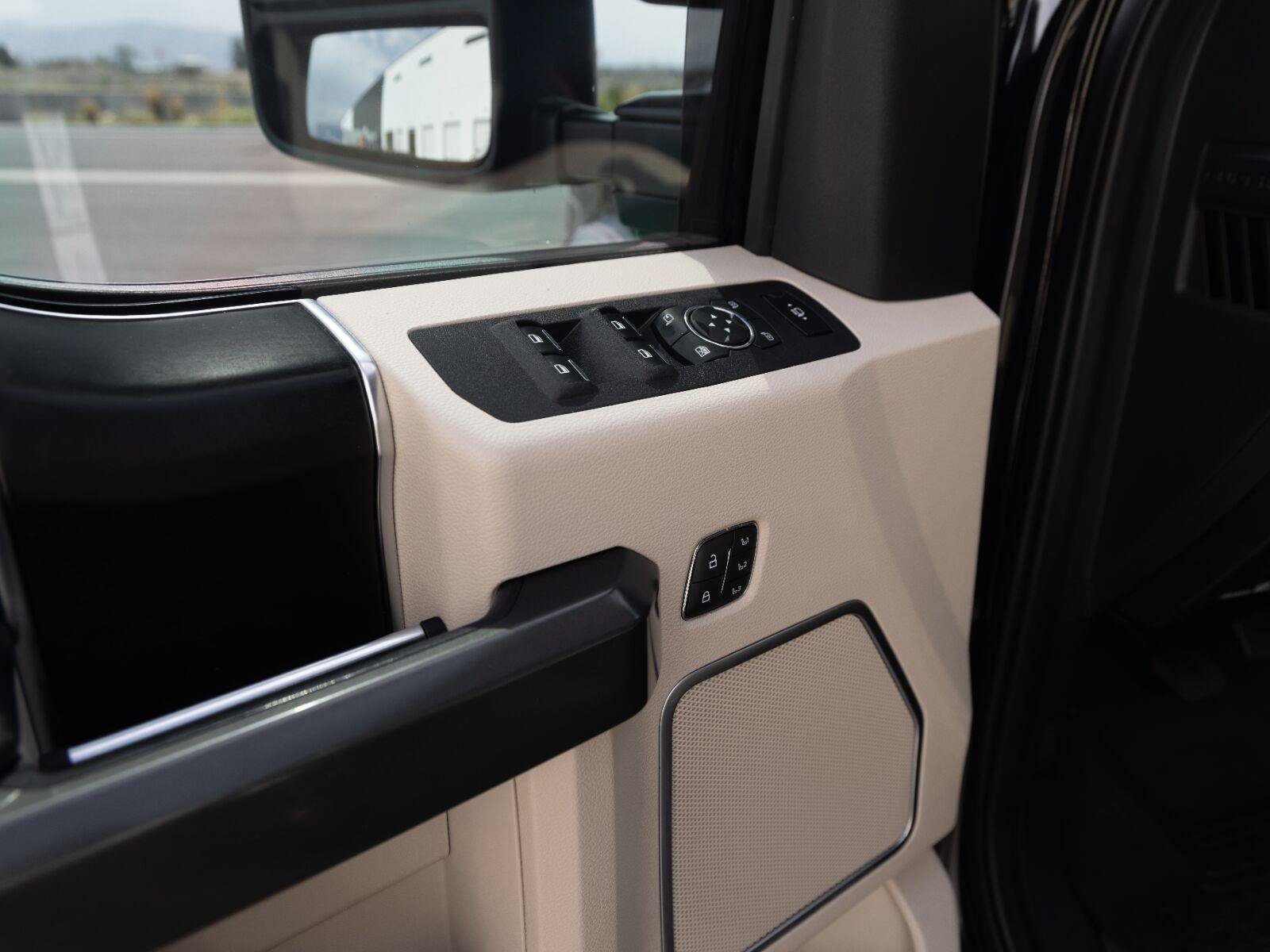 Used 2020 Ford F350 Limited AWD/4WD image 14