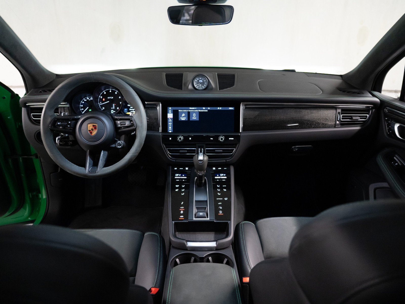 Certified 2026 Porsche Macan GTS AWD/4WD image 26