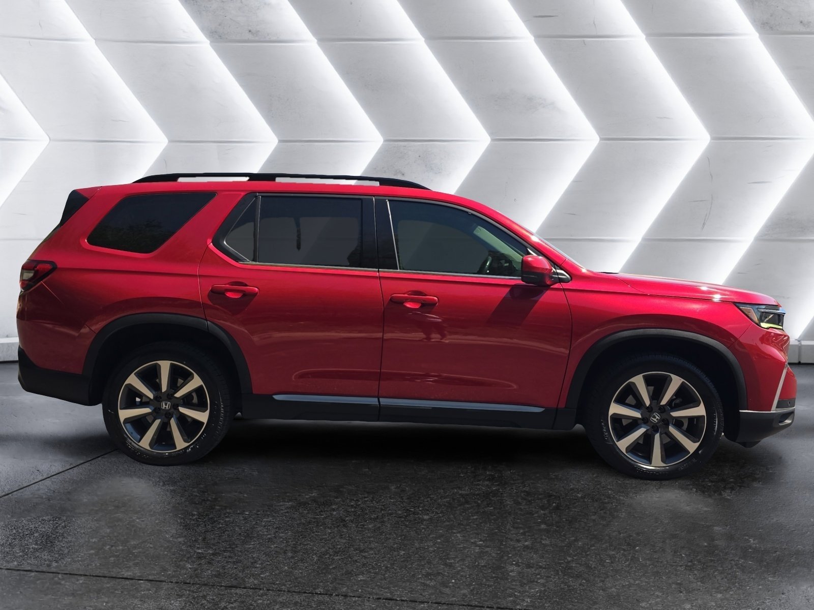 Used 2023 Honda Pilot Elite image 6