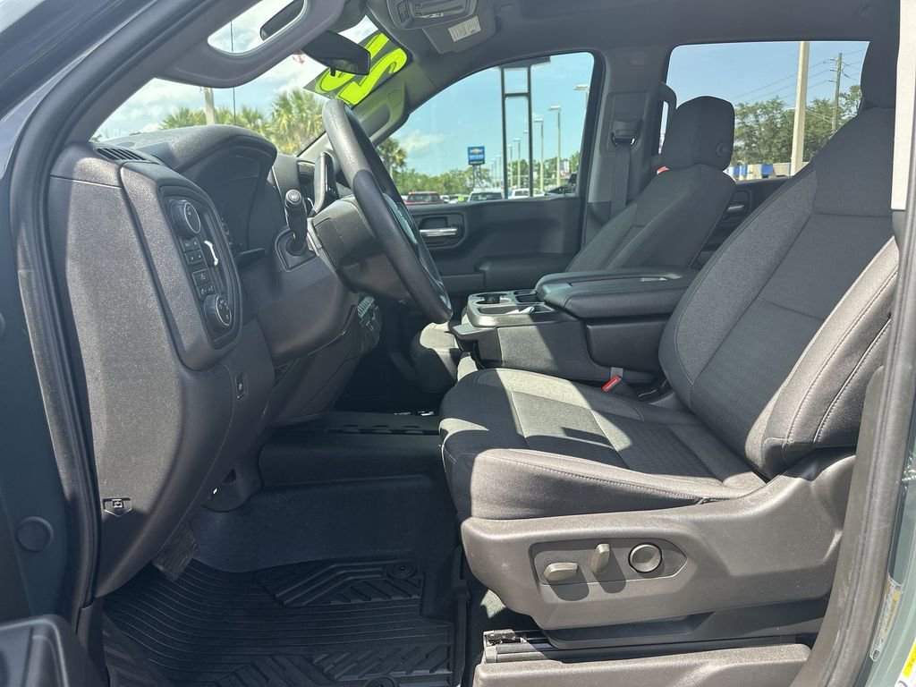 Used 2026 Chevrolet Silverado 1500 Custom Trail Boss AWD/4WD image 19