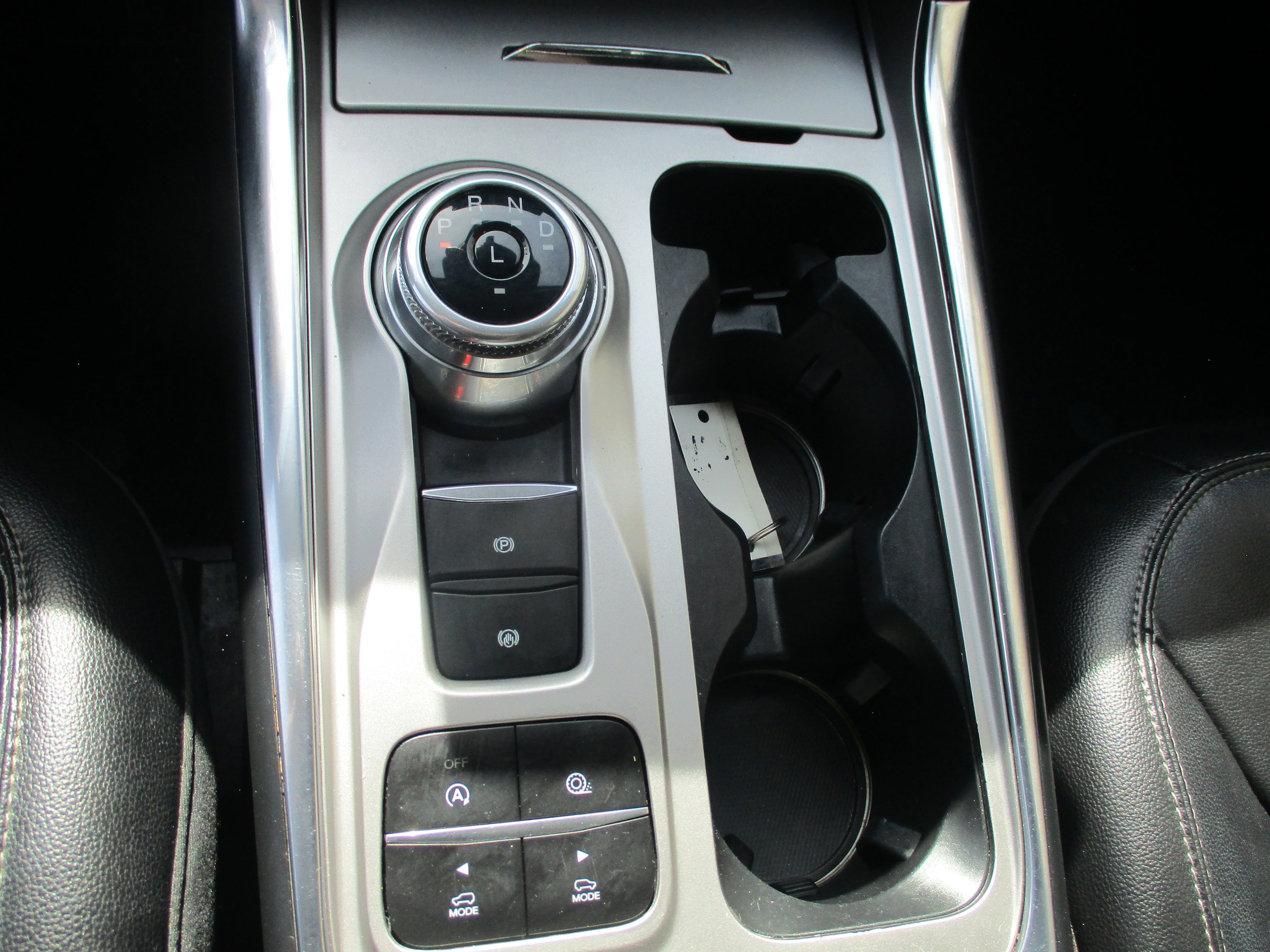Used 2021 Ford Explorer Limited w/ Equipment Group 301A RWD image 13