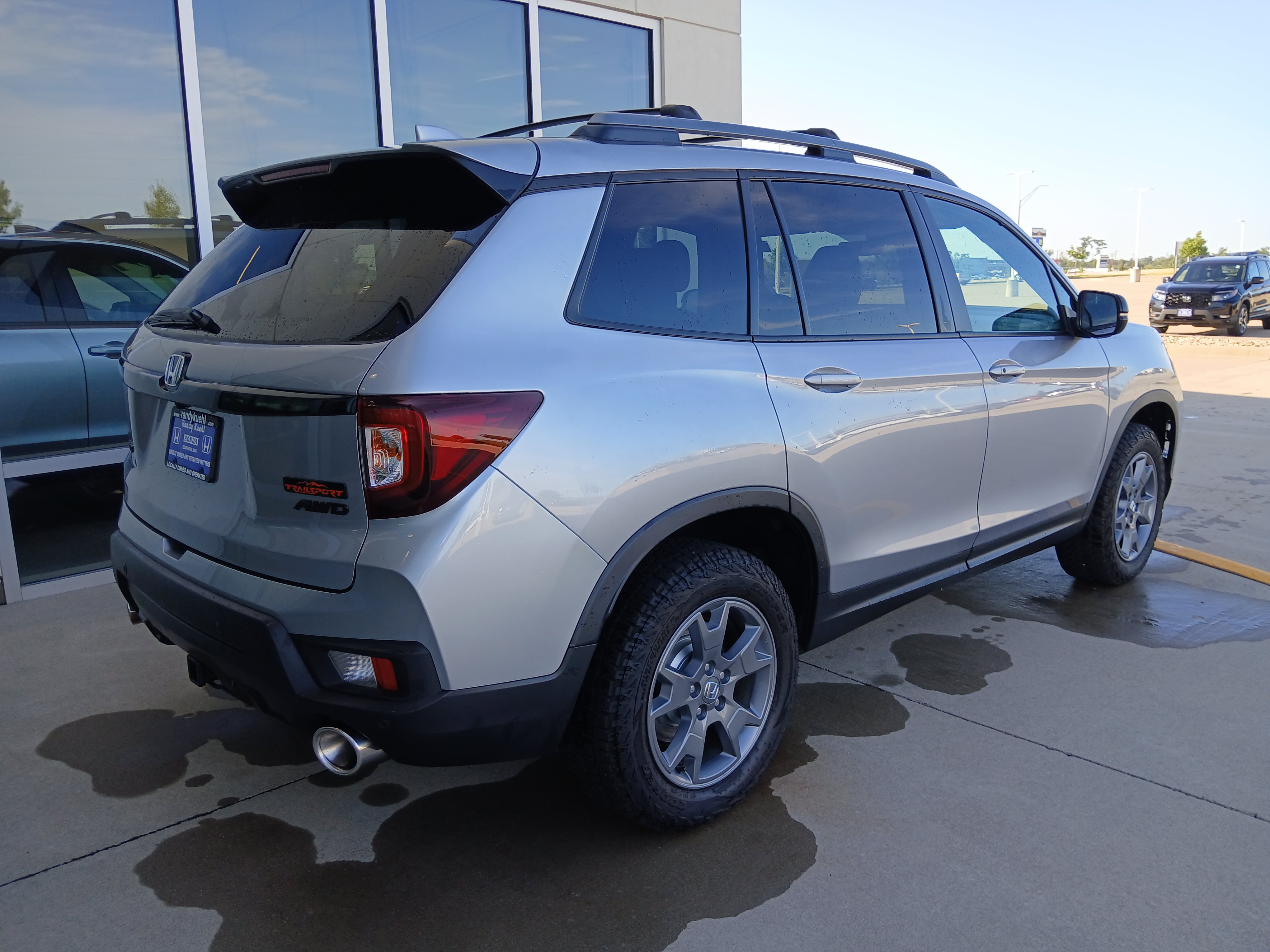 Used 2025 Honda Passport TrailSport image 6