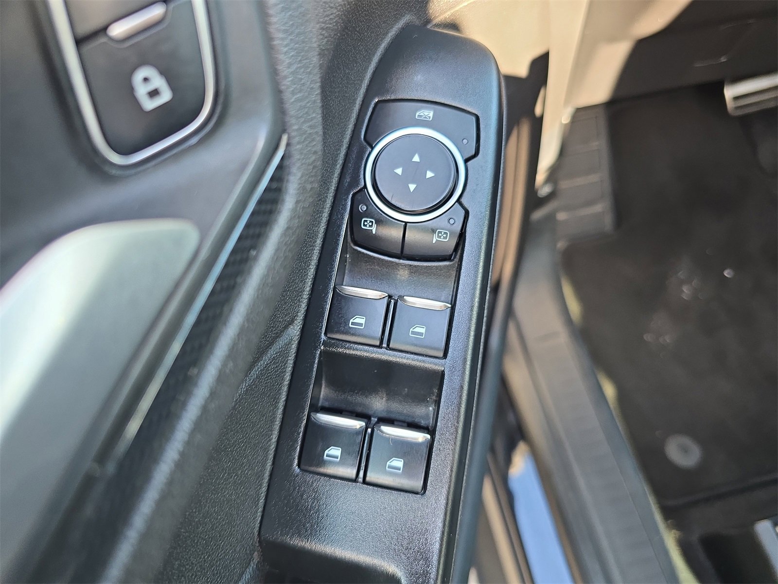 Certified 2024 Ford Escape ST-Line image 13