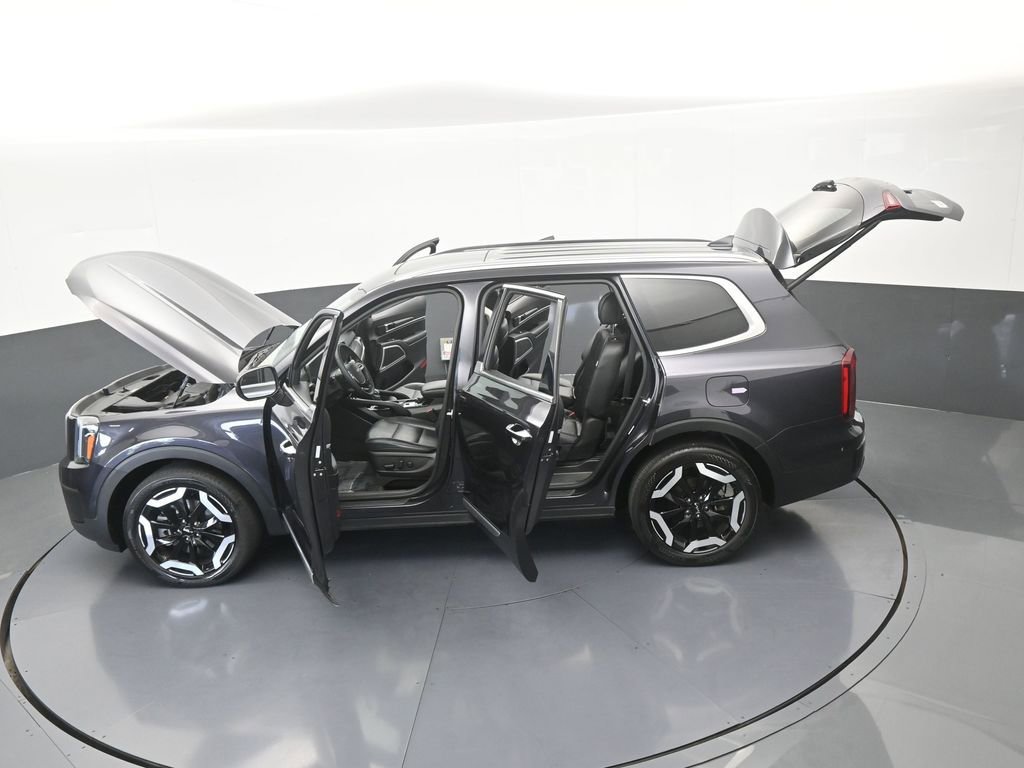 Used 2025 Kia Telluride S FWD image 76