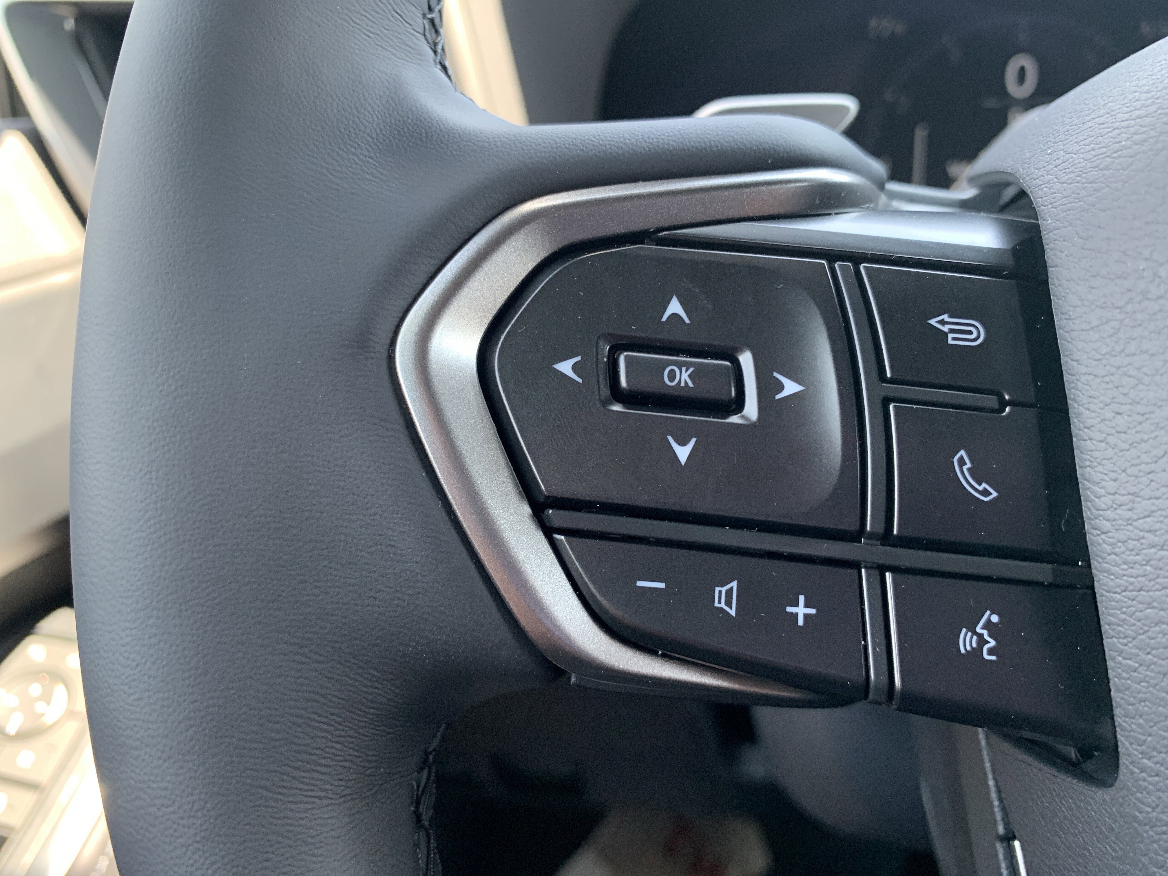 Used 2026 Lexus GX 550 AWD/4WD image 19