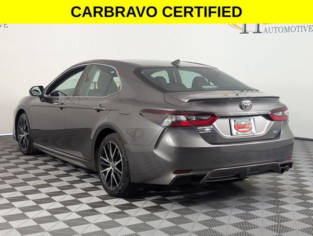 Used 2023 Toyota Camry SE FWD image 5
