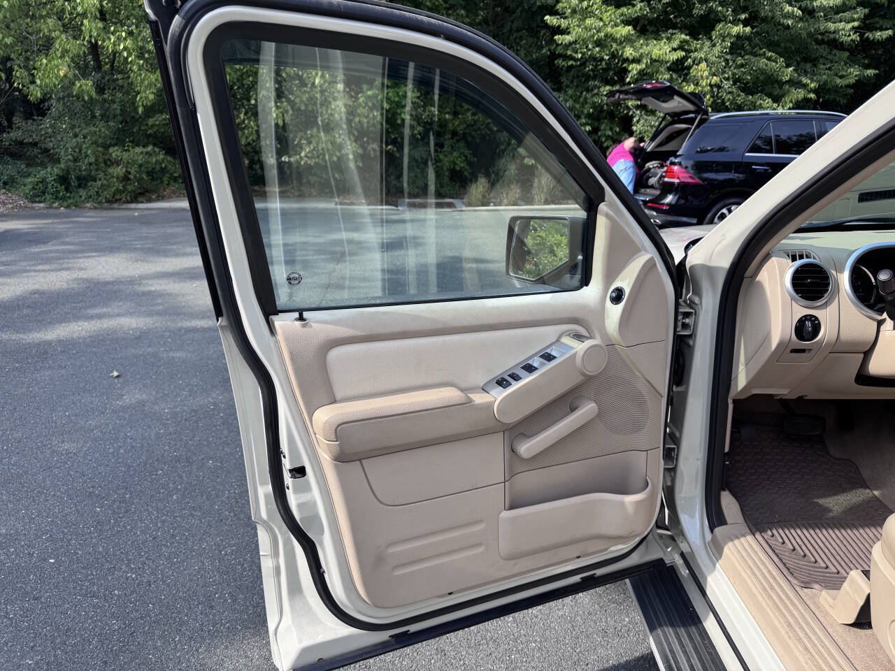 Used 2006 Mercury Mountaineer Luxury AWD/4WD image 16