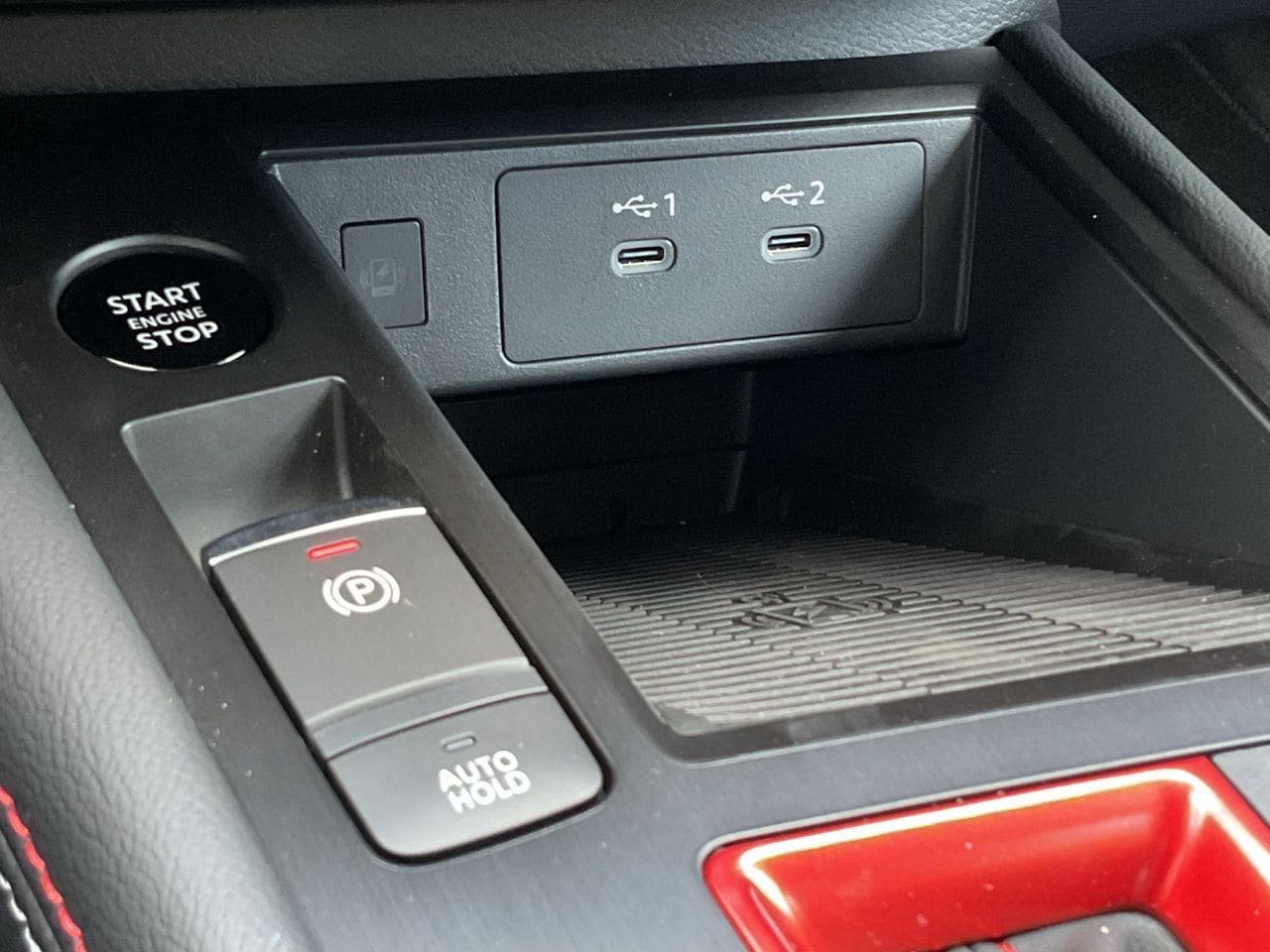 New 2026 Nissan Kicks SR FWD image 33