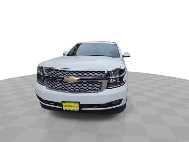 Used 2018 Chevrolet Suburban LT w/ LT Signature Package RWD image 3