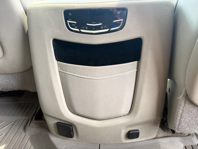 Used 2019 Cadillac Escalade Luxury AWD/4WD image 20