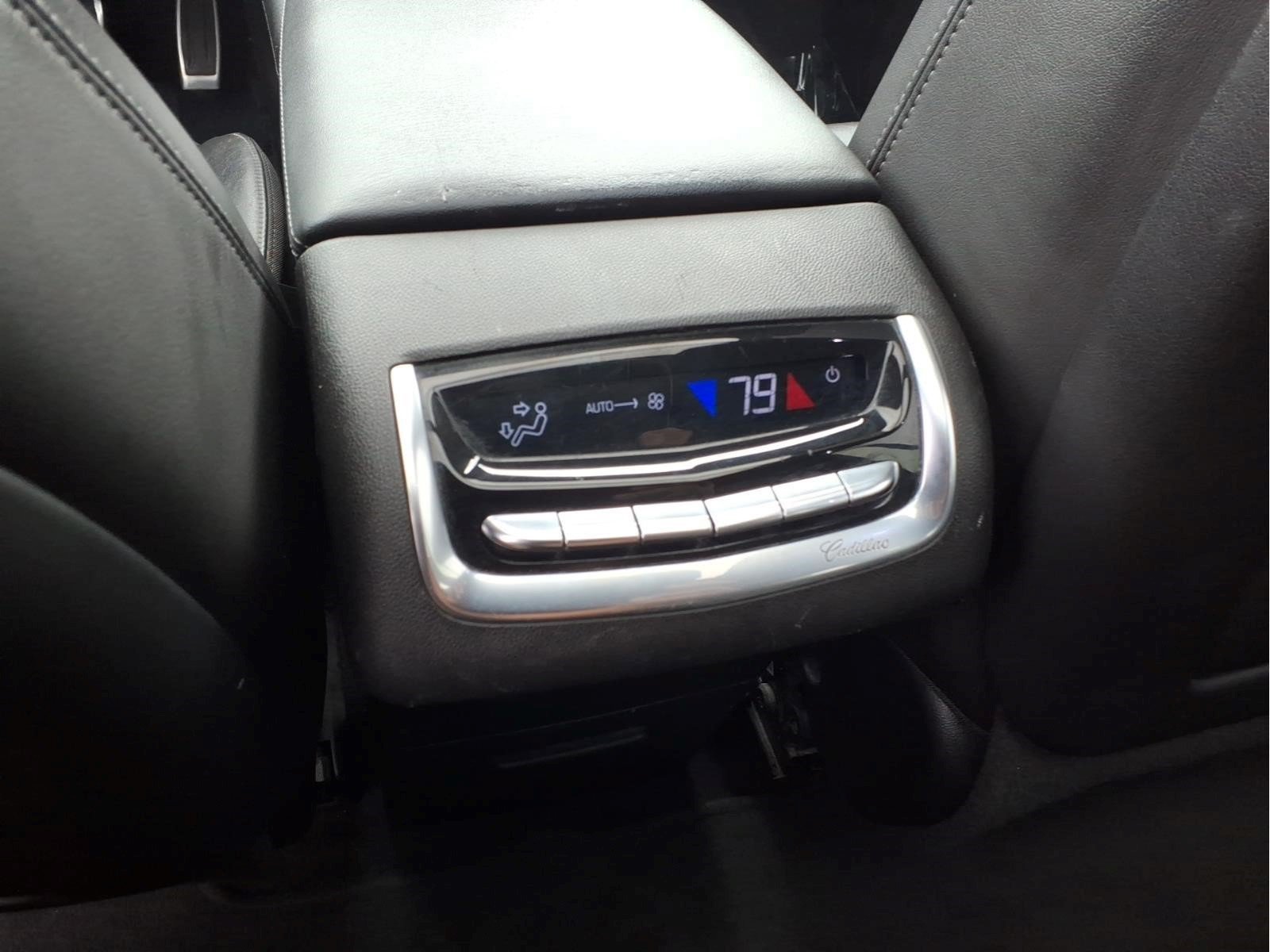Used 2020 Cadillac XT6 Sport AWD/4WD image 19