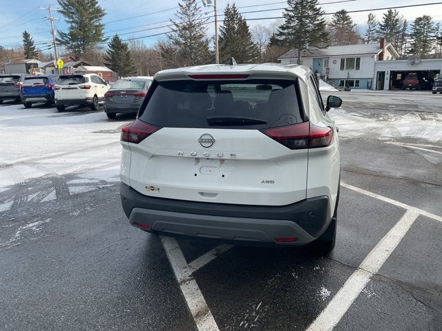 Used 2022 Nissan Rogue S image 8