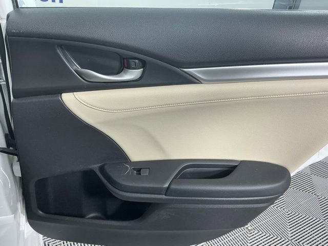Used 2020 Honda Civic EX-L image 11