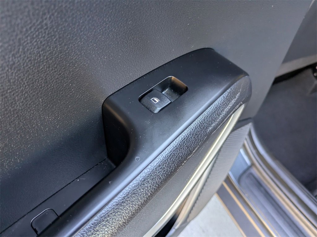 Used 2024 Kia Soul LX w/ Option Group 015 image 28