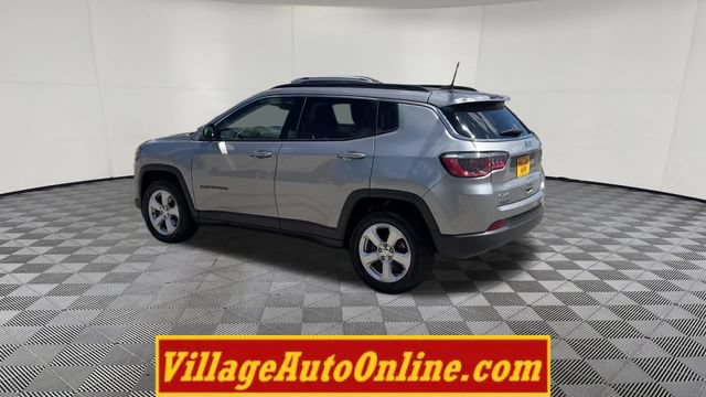 Used 2018 Jeep Compass Latitude w/ Popular Equipment Group AWD/4WD image 40