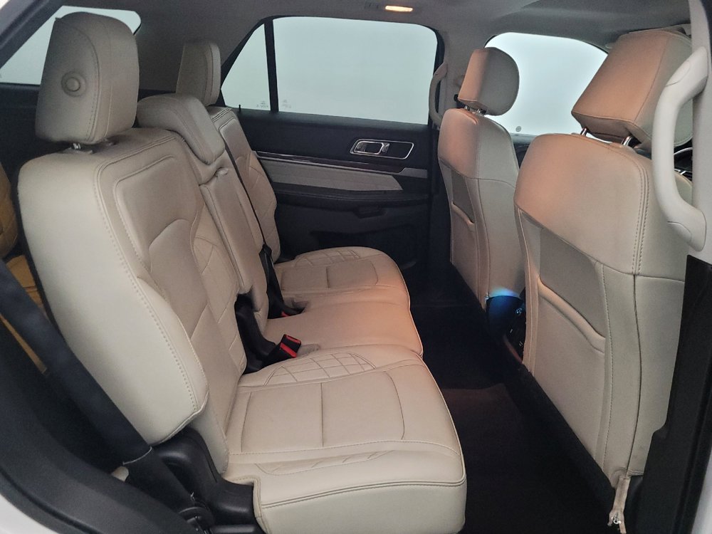 Used 2017 Ford Explorer Platinum AWD/4WD image 19