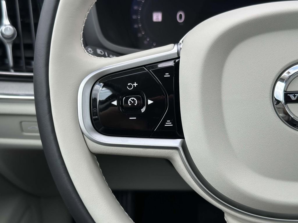 New 2026 Volvo V60 B5 Cross Country Plus w/ Protection Package Premier image 8