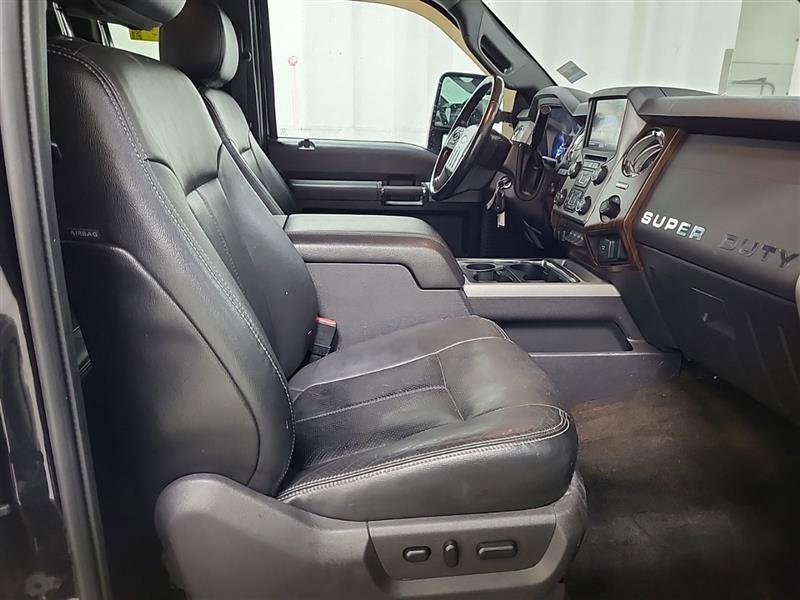 Used 2013 Ford F250 Lariat w/ Chrome Pkg image 13