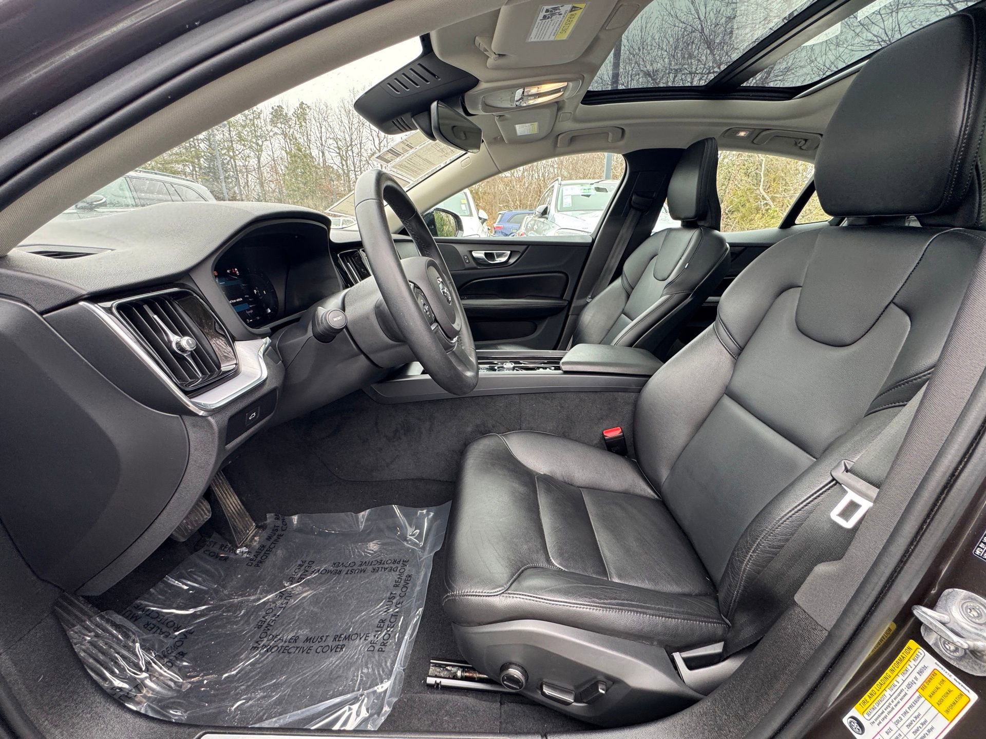 Used 2023 Volvo S60 B5 Core w/ Climate Package image 5