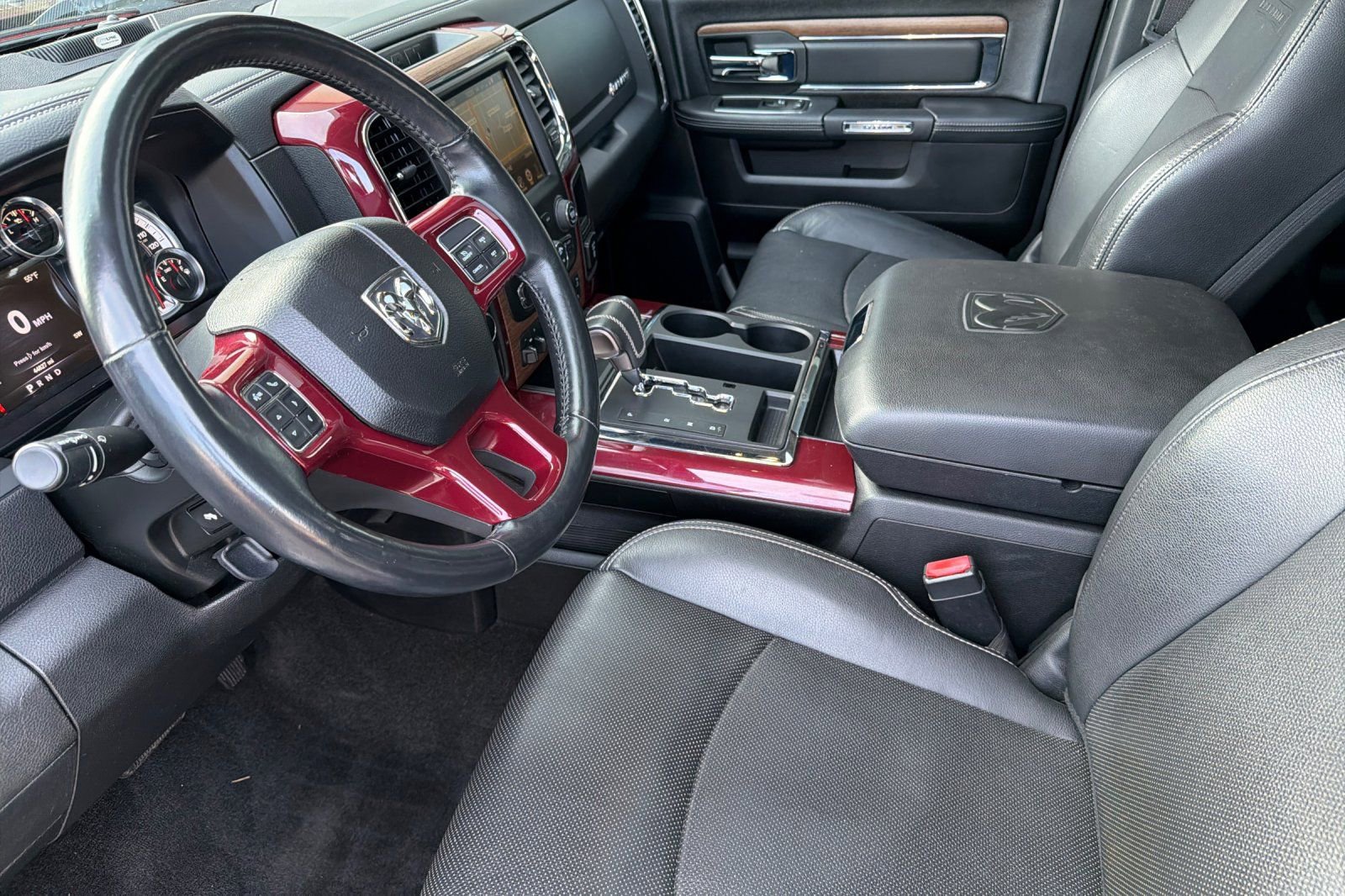 Used 2017 RAM 2500 Laramie w/ Convenience Group image 10