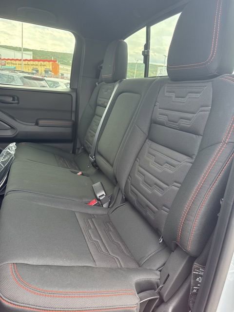 New 2026 Nissan Frontier PRO-4X w/ Pro-4x Convenience Package image 11