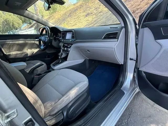 Used 2020 Hyundai Elantra Value Edition FWD image 10
