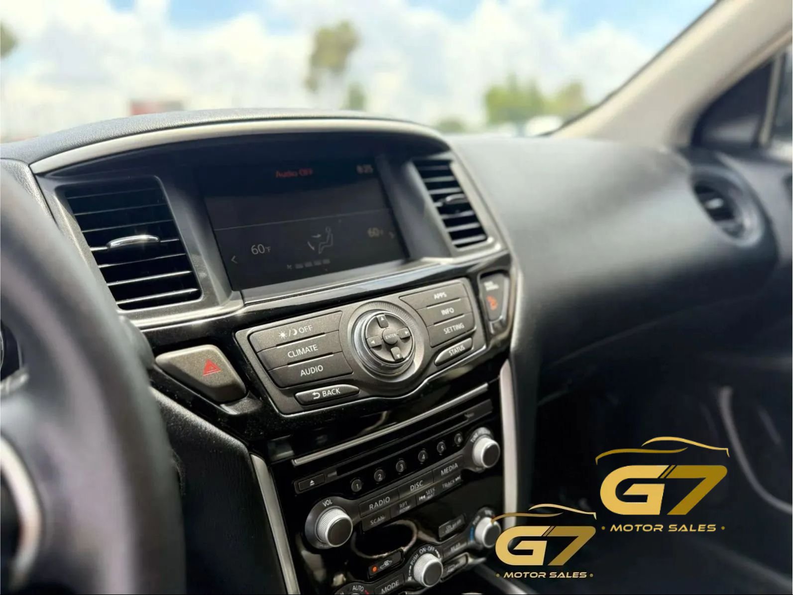 Used 2019 Nissan Pathfinder S FWD image 23