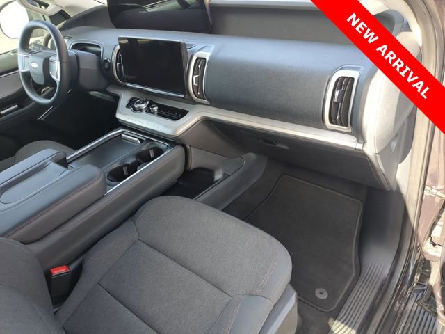 Used 2025 Ford Expedition Max Active AWD/4WD image 22