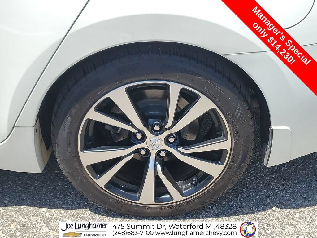 Used 2017 Nissan Maxima Platinum FWD image 36