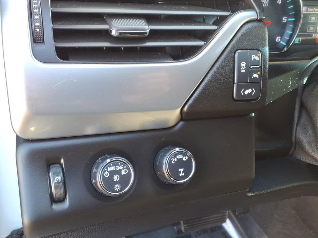 Used 2019 Chevrolet Tahoe LT image 26