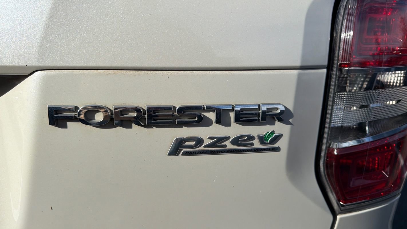 Used 2015 Subaru Forester 2.5i image 30