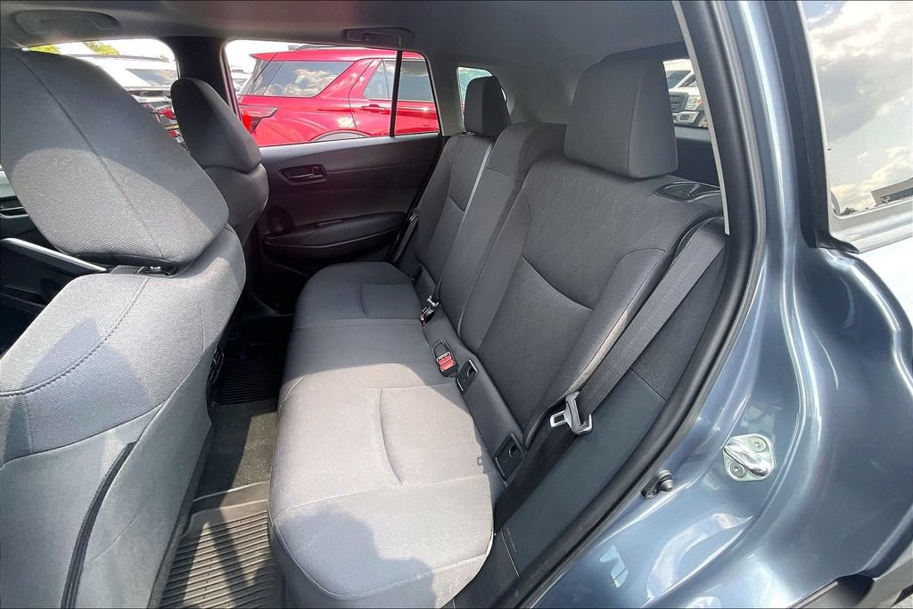 Used 2023 Toyota Corolla Cross LE w/ Moonroof Package AWD/4WD image 25